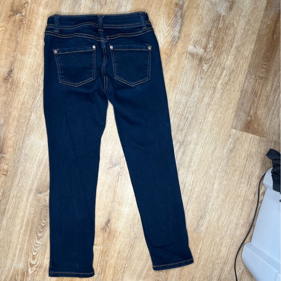 INC DENIM. Skinny leg. Regular fit. Size 4 petite. Jean/jegging. - Picture 7 of 7